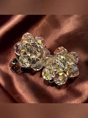 Vintage Aurora Borealis Flower Design Earrings